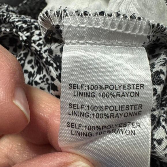 Altar'd State Women's Black White Blouse Small Tie Back Boho Romantic Cropped - Picture 6 of 8